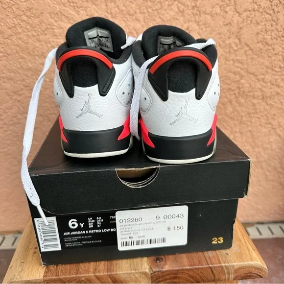 Air Jordan 6 Grade School 6Y White/Black - Picture 2 of 6